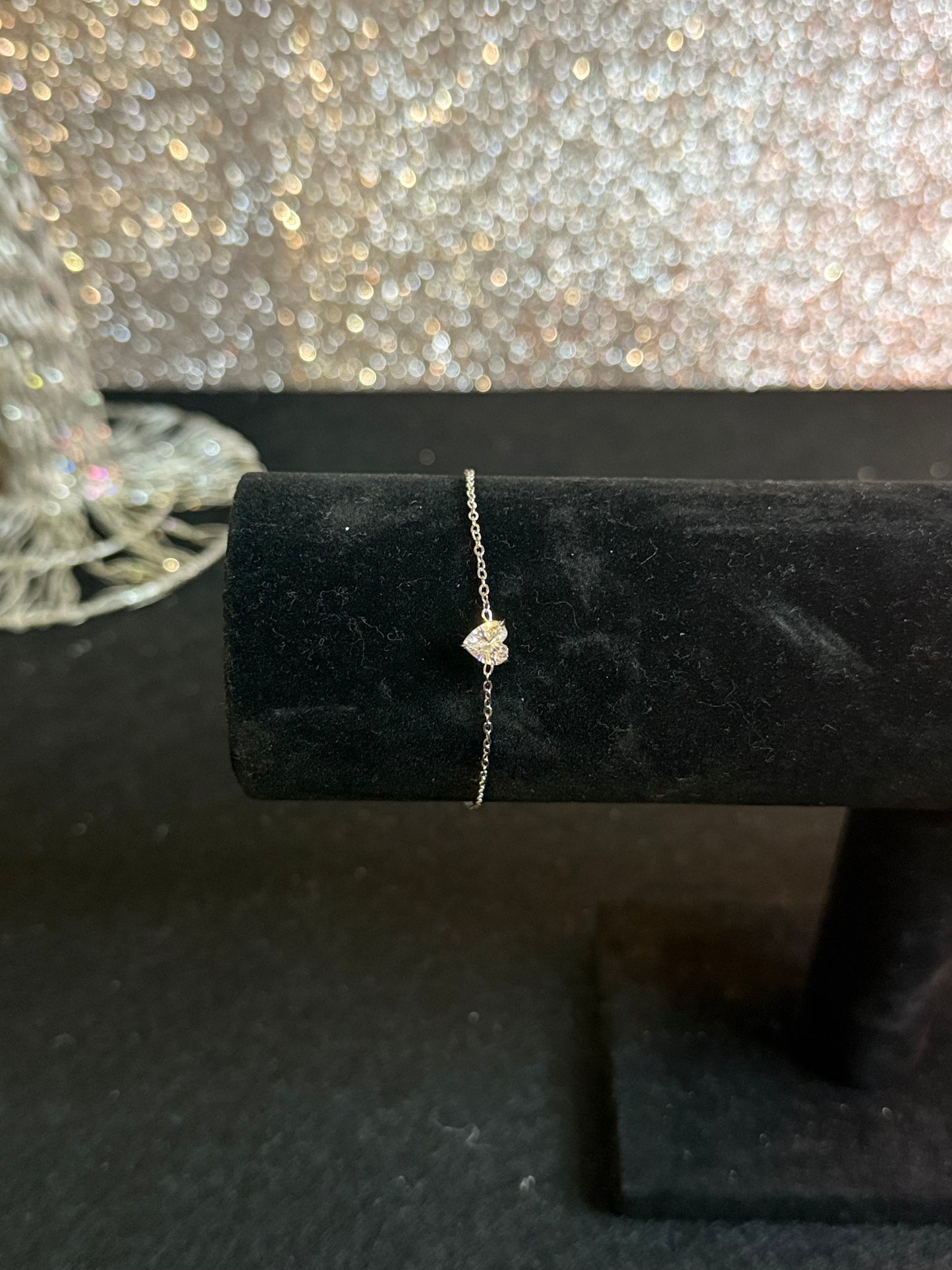 Pulseira com pedra em zircónia com formato de Coração